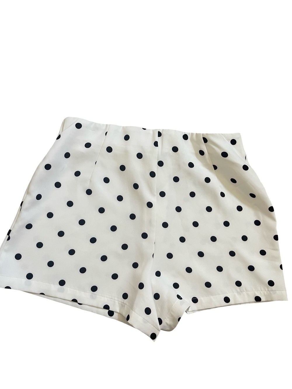 Lulumari Polka Dot 2-Piece Set - Vest & High-Waist Shorts size M - Picture 10 of 11